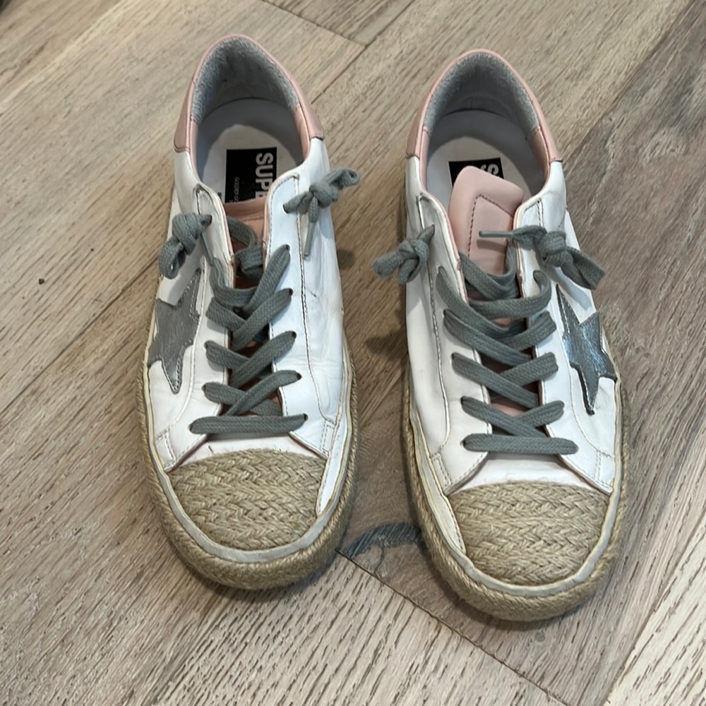 Raffia and pink/white golden goose sneakers